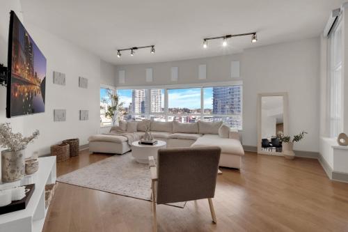 Highrise Retreats in San Diego, USA