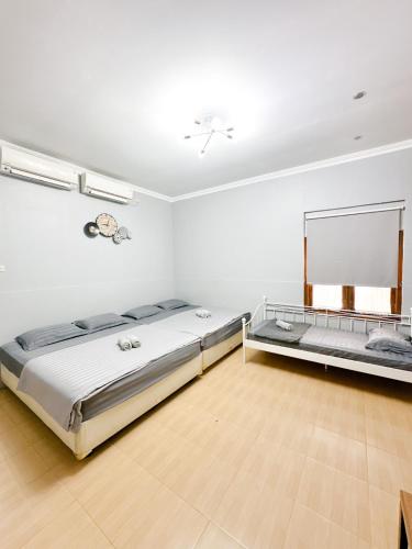 Otu Hostel By Ostic Room Type - Family Room with Private Bathroom