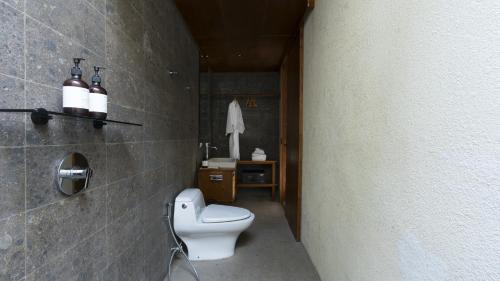 Two-Bedroom Villa image 10