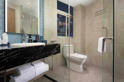 Anya Hotel -Next to Jiefang West Bar Street 2 minutes to the subway station free coffee free laundry free gym, huge windows Anya Hotel -Next to Jiefang West Bar Street 2 minutes to the subway station free coffee free laundry free gym, huge windows