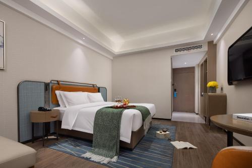 Anya Hotel -Next to Jiefang West Bar Street 2 minutes to the subway station free coffee free laundry free gym, huge windows Anya Hotel -Next to Jiefang West Bar Street 2 minutes to the subway station free coffee free laundry free gym, huge windows