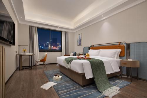 Anya Hotel -Next to Jiefang West Bar Street 2 minutes to the subway station free coffee free laundry free gym, huge windows Anya Hotel -Next to Jiefang West Bar Street 2 minutes to the subway station free coffee free laundry free gym, huge windows