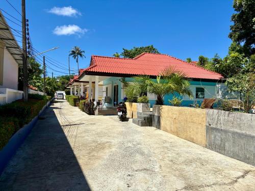 2 bedrooms, 3 beds