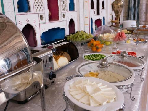 Sasha & Son Hotel – Bukhara, DC