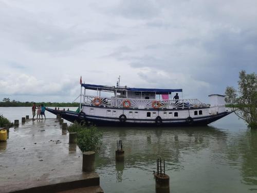 M B Sundori in Gosaba