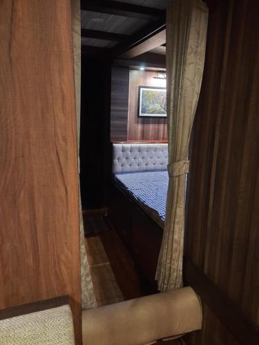 Kilátás, M B Sundori in Gosaba