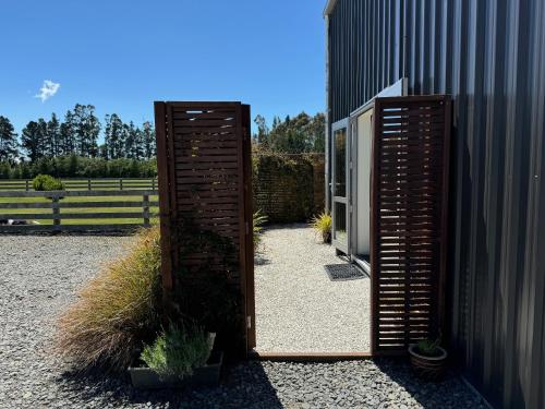 مدخل, Walnut Creek Studio in West Melton