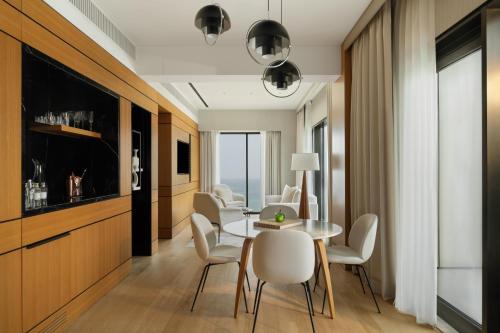 Facilities, Delano Dubai in Bluewaters Island