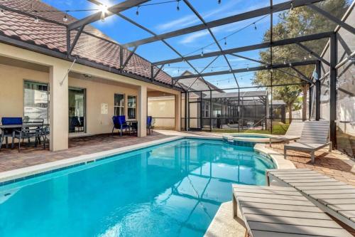 Upstair Loft Premium Home With Pool, Spa & Games! condo thumb 2