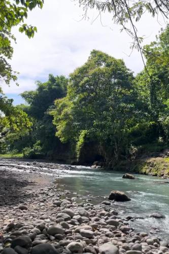 Spacious Home with Beautiful View in Toril Proper in トゥグボク