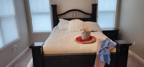 spacious 8 Family friend House