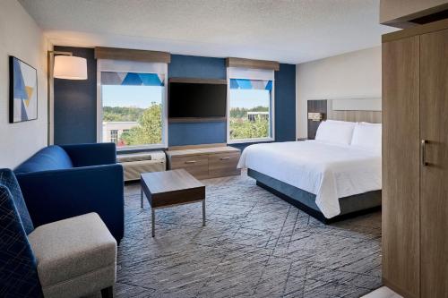 HOLIDAY INN EXPRESS AND SUITES KITCHENER SOUTHEAST By IHG in คิทเช่นเนอร์ (ON)