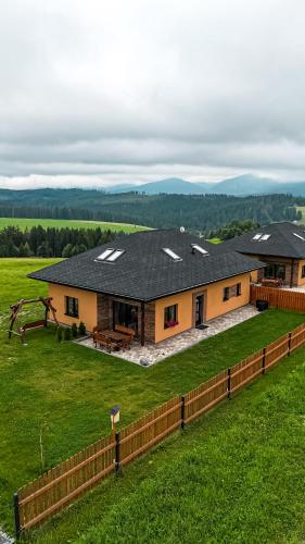 Apkārtne, North Resorts Lucas in Mutne