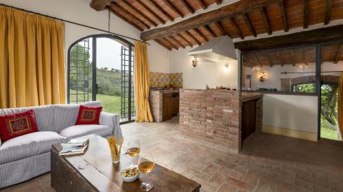 CASTELLARE IN POGGIO 10, Emma Villas