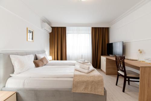Superior King Room room in Hotel Royal Plaza
