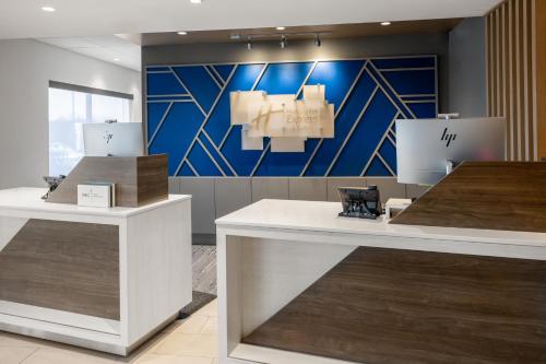 Holiday Inn Express And Suites Waynesboro East By IHG - image 2