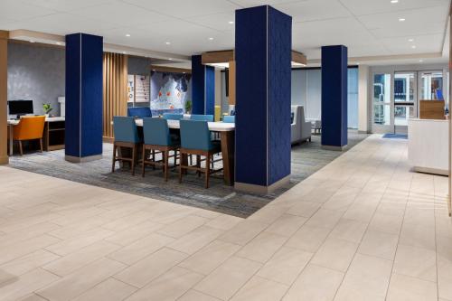 Holiday Inn Express And Suites Waynesboro East By IHG - image 3