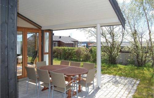  Holiday Home Solbakkevej R in Rønde