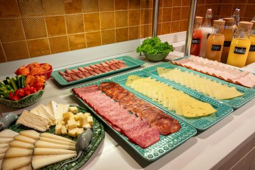 Catalonia Brussels - image 12