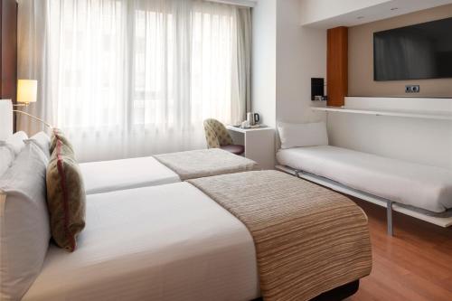 Catalonia Brussels - image 8