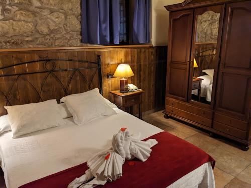 2 twin beds
