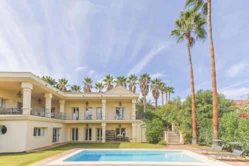 Deluxe Villa