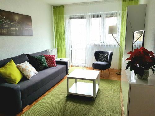 Wygodny dwupokojowy apartament pomiedzy lotniskiem a centrum, Warsaw