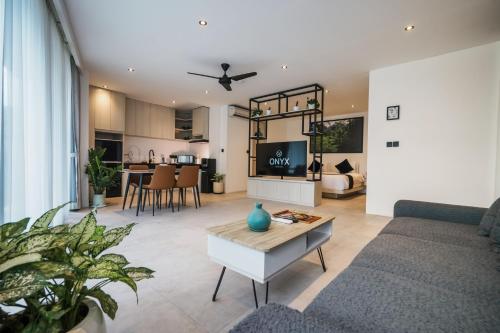 Onyx Beach Hotel Room Type - One-Bedroom Premium Apartment