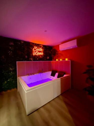 Karstais baseins, Suite LIANA - SPA- SAUNA in Rorschwihr