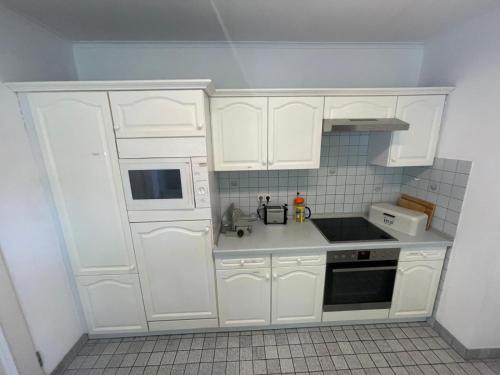 Cocina, Ferienwohnung im Plenter in Spay