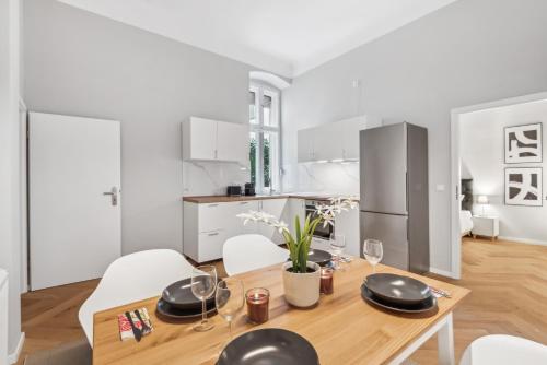 Comfy 2 Bedroom Apartment Charlottenburg in Berlin, Deutschland
