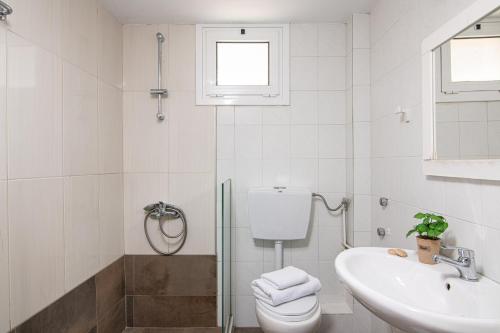 Golden Valentin Apartments