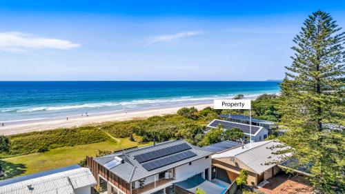 Strand, Whale Song - Absolute Beachfront in New Brighton