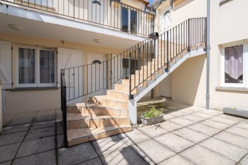 Зовнішній вигляд готелю, Fééria - Appartement au calme proche de Disneyland Paris (Feeria - Appartement au calme proche de Disneyland Paris) in Шессі