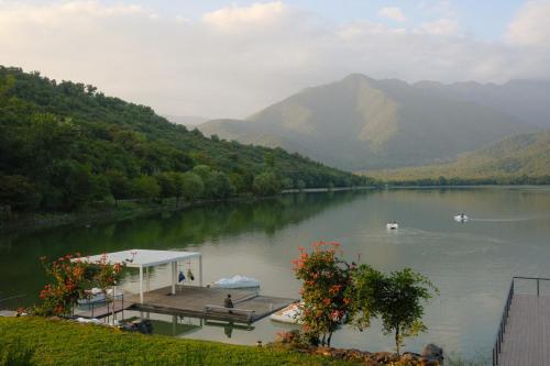 611749600 Kvareli Lake Resort