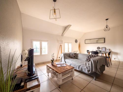 Appartement Chaleureux avec 2 grandes chambres in Saint-Rambert-d'Albon (Rhone-Alpes)