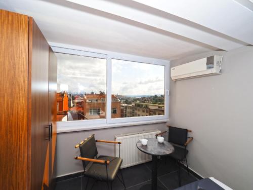 Diamond Hotel - image 2