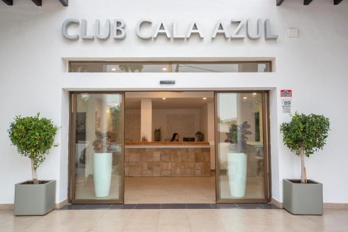Apartamentos Club Cala Azul - image 12