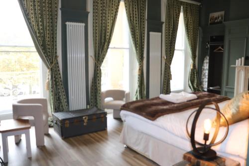 Rooms on The Prom, Cheltenham