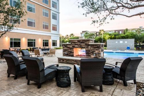 611758358 Cambria Hotel McAllen Convention Center