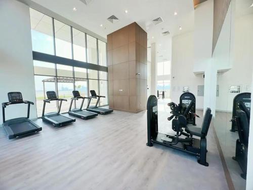 Studio farhad Azizi Residence Al Jaddaf creek - image 11
