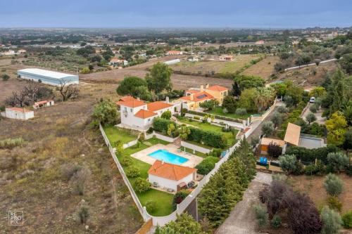 ทัศนียภาพภายนอกโรงแรม, Villa Casa Beatriz in Palmela in กิงตา โด อังโช