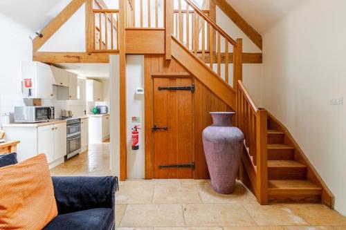 Cosy cottage at New Yatt Farm in Hailey