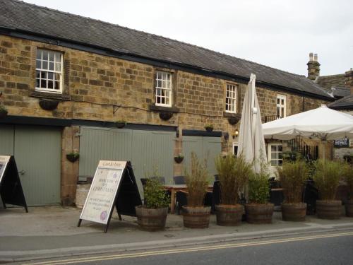 Castle Inn by Greene King Inns - image 9
