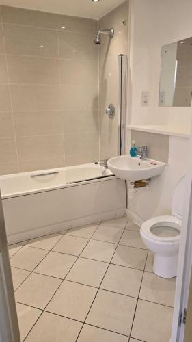 Luxury Green 1 Bed City Centre Apartment close to Mailbox,Bullring, Broad Street for Leisure and Families, Birmingham (fotografie 2)