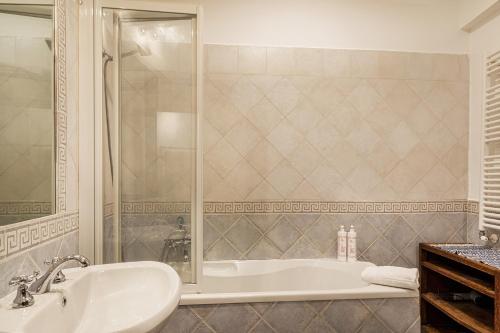 Prione Apartment with Patio by Wonderful Italy, Genua (Foto 11)