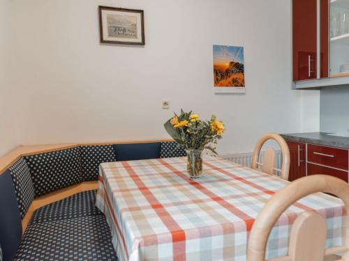Apartment Bergblick by Interhome in Prielau