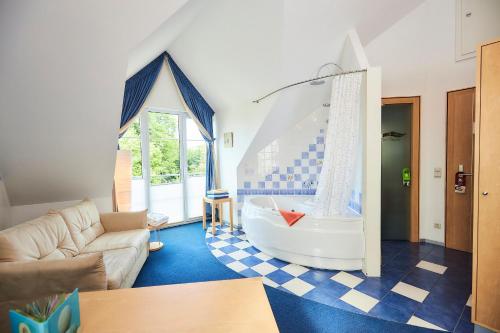 المرافق, فليرهوتل زوم شوارزين ريتر (Flairhotel Zum Schwarzen Reiter) in Horgau