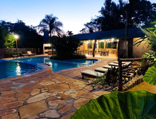 La Aldea De La Selva Lodge