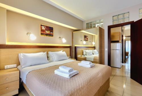 Superior Two-Bedroom Suite with Panoramic Sea View image 7